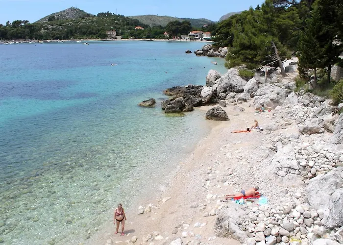 Apartamento With A Parking Space Mlini, Dubrovnik - 8995 Mlini