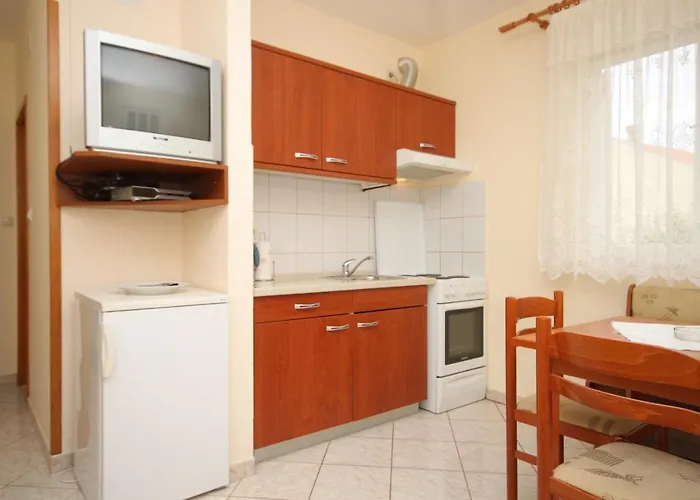 Apartamento With A Parking Space Mlini, Dubrovnik - 8995 Mlini