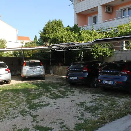 With A Parking Space Mlini, Dubrovnik - 8995 믈리니