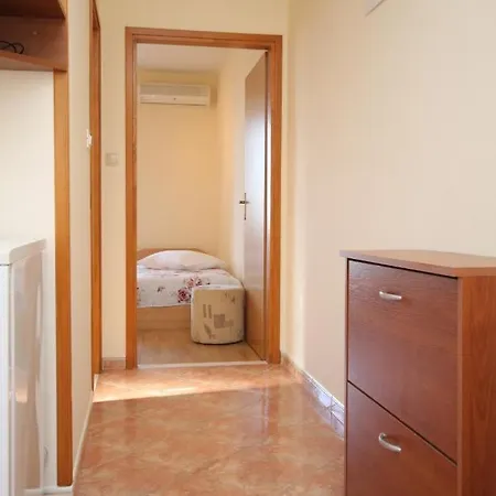 With A Parking Space Mlini, Dubrovnik - 8995 * 믈리니