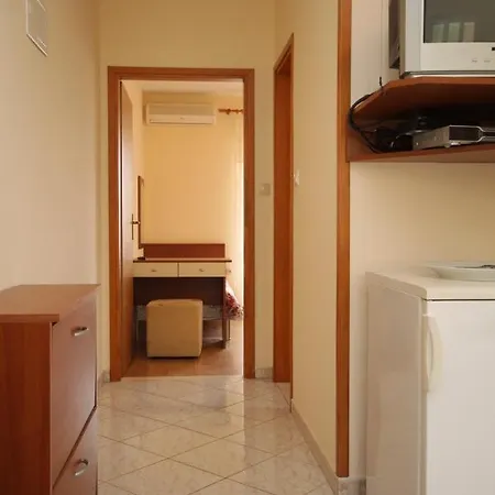 With A Parking Space Mlini, Dubrovnik - 8995 Apartman Mlini
