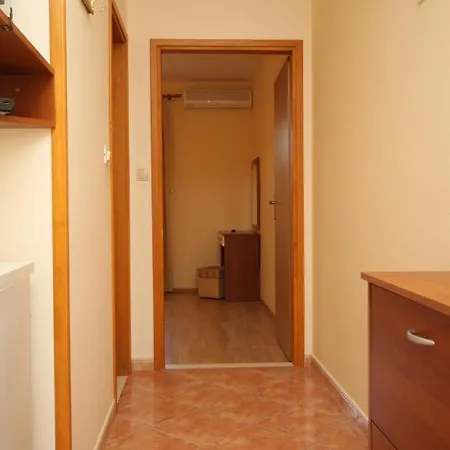 With A Parking Space Mlini, Dubrovnik - 8995 *